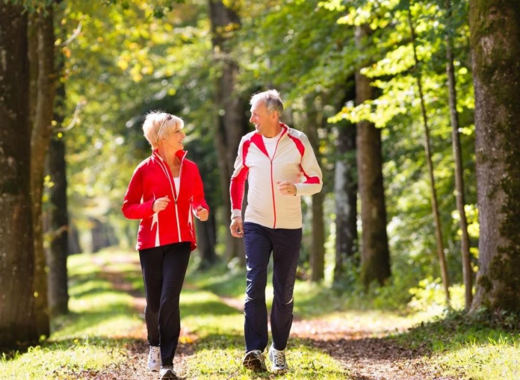 Bouger, d’accord ! Mais comment bouger ? Peut-on pratiquer la même activité sportive à 60 ans qu’à 40 ?